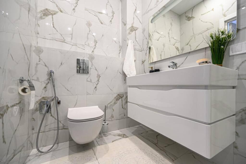Комфортные Апартаменты 36 Жемчужина Одесса Экстерьер фото