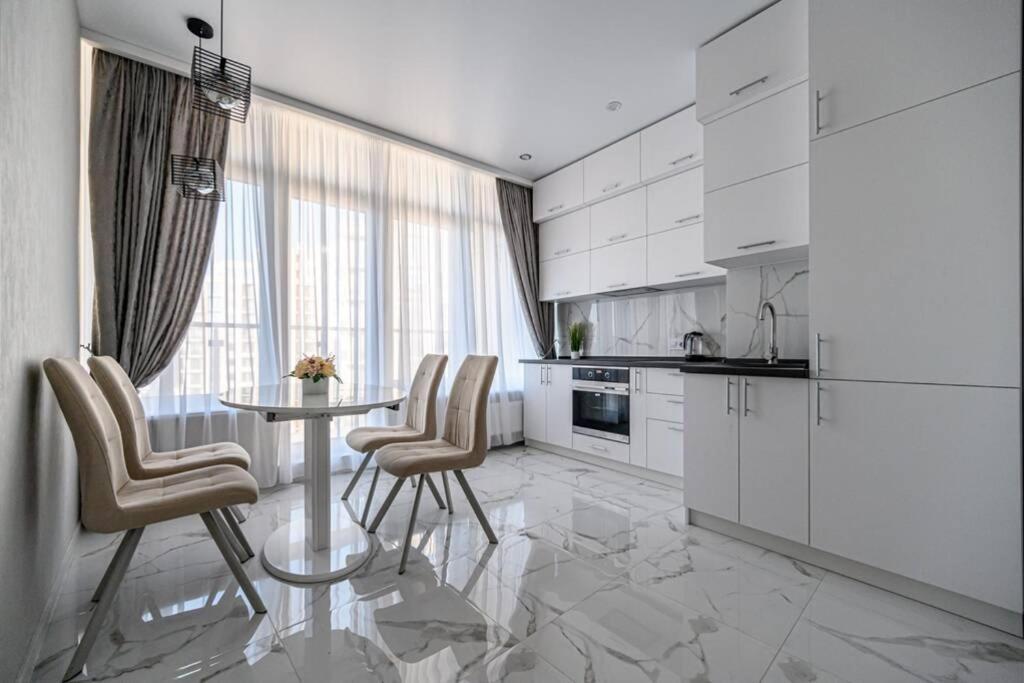 Комфортные Апартаменты 36 Жемчужина Одесса Экстерьер фото